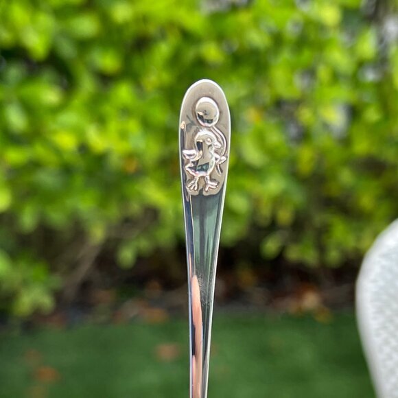 Tiffany & Co. Sterling Silver RARE Baby Feeding Spoon BOX Duck holding balloon - Picture 1 of 14